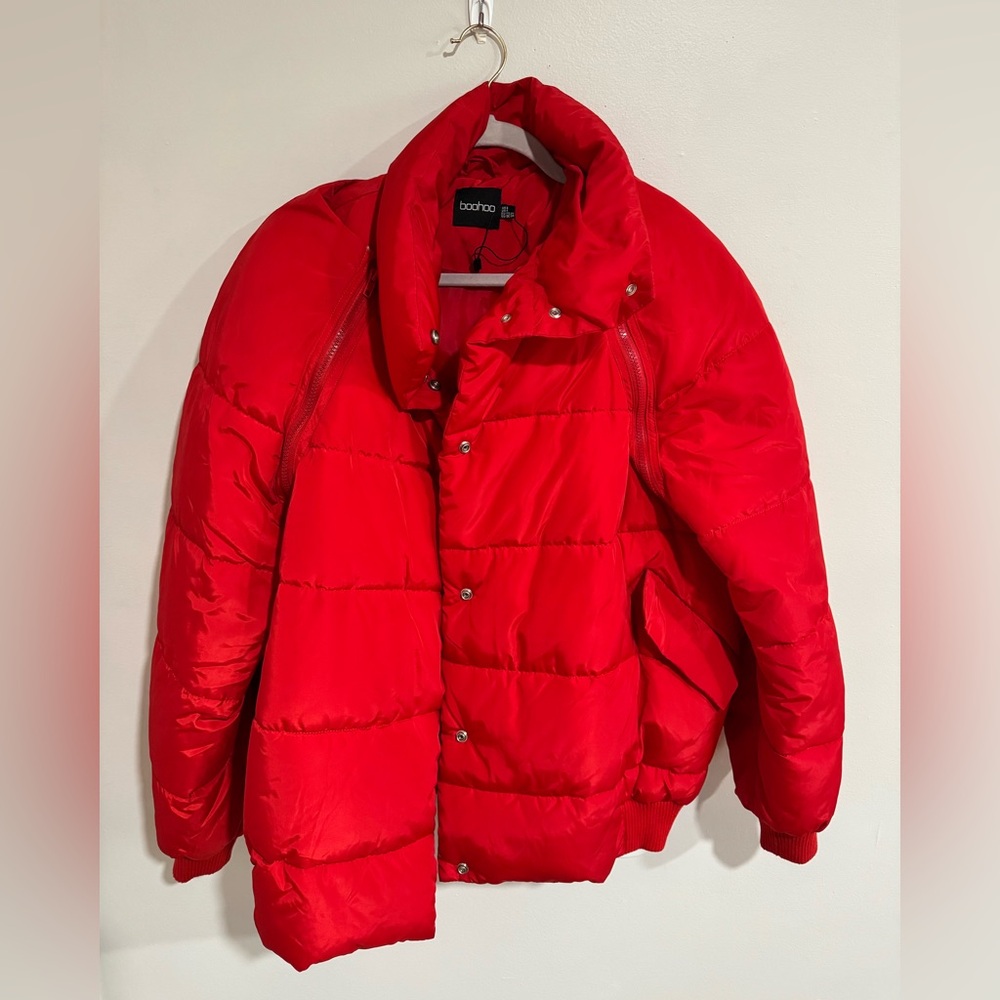 Stylish Red Oversize Puffy Jacket Coat in Size Medium